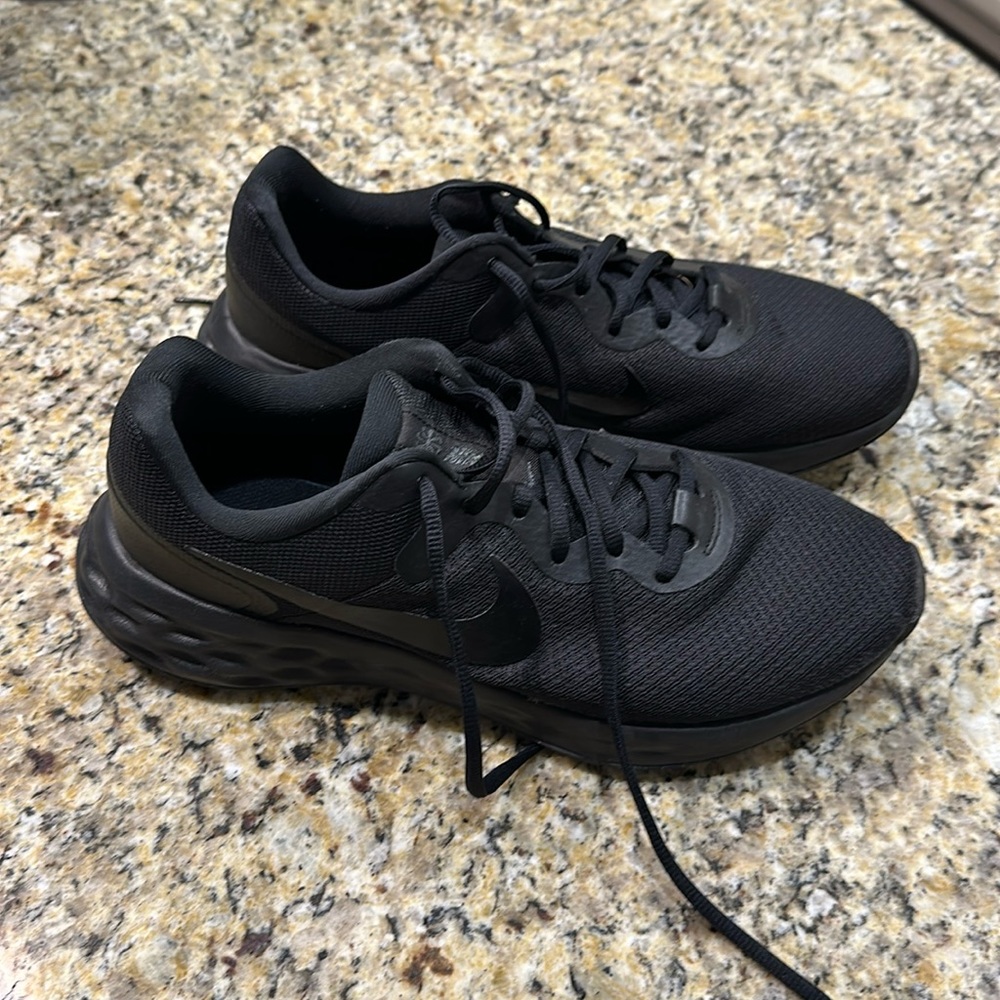 Nike Men's Revolution 6 Next Running Shoes Size 10